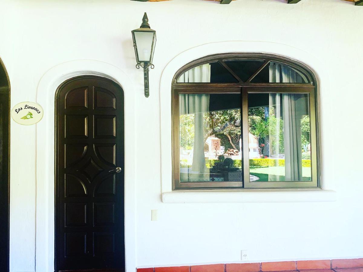 Caroline Bella Bed & Breakfast 아히힉 외부 사진