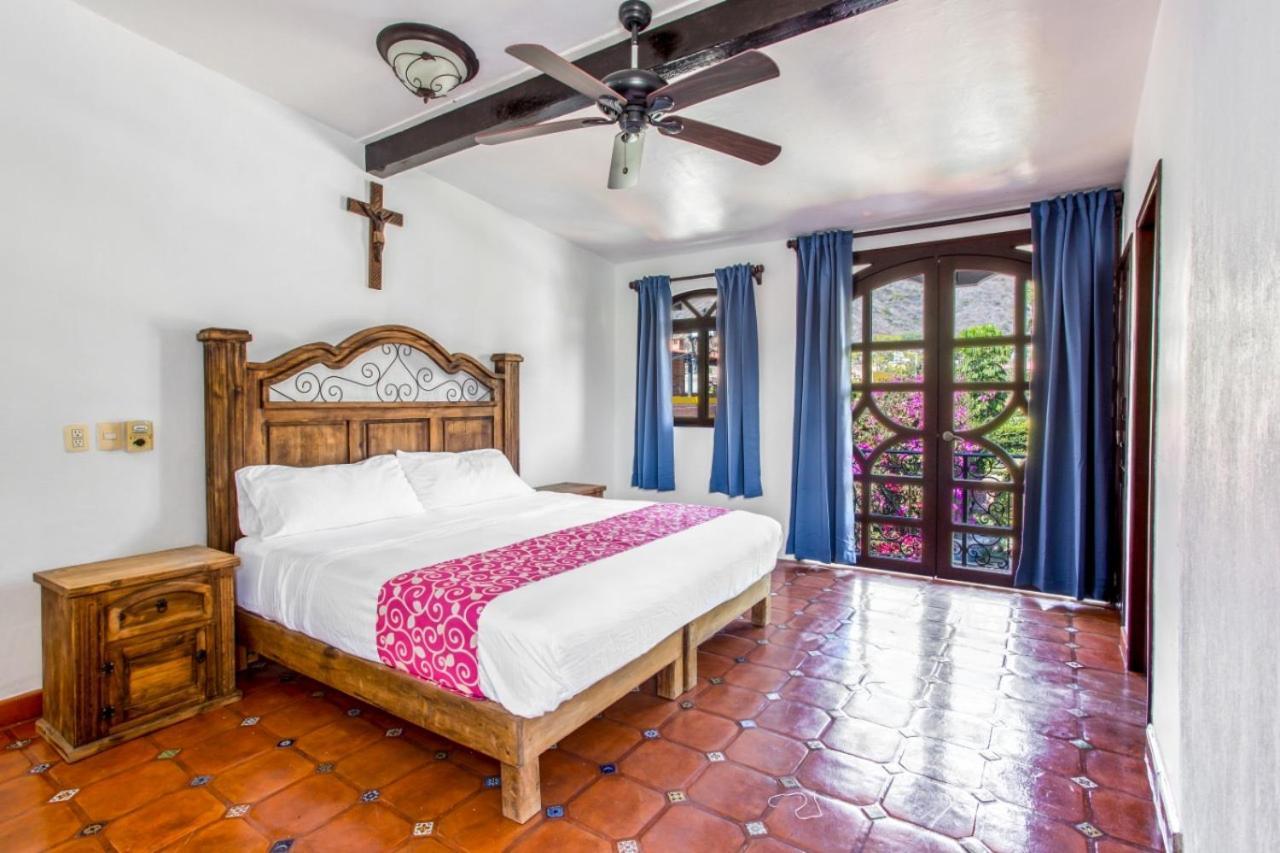 Caroline Bella Bed & Breakfast 아히힉 외부 사진
